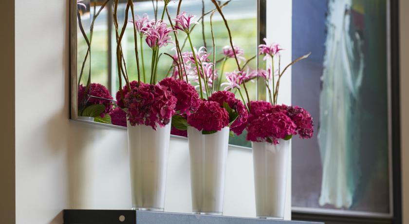 The Fitzwilliam Hotel Dublin Eksteriør bilde Flower arrangement
