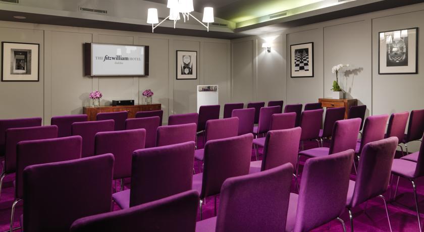 The Fitzwilliam Hotel Dublin Eksteriør bilde The lecture theatre