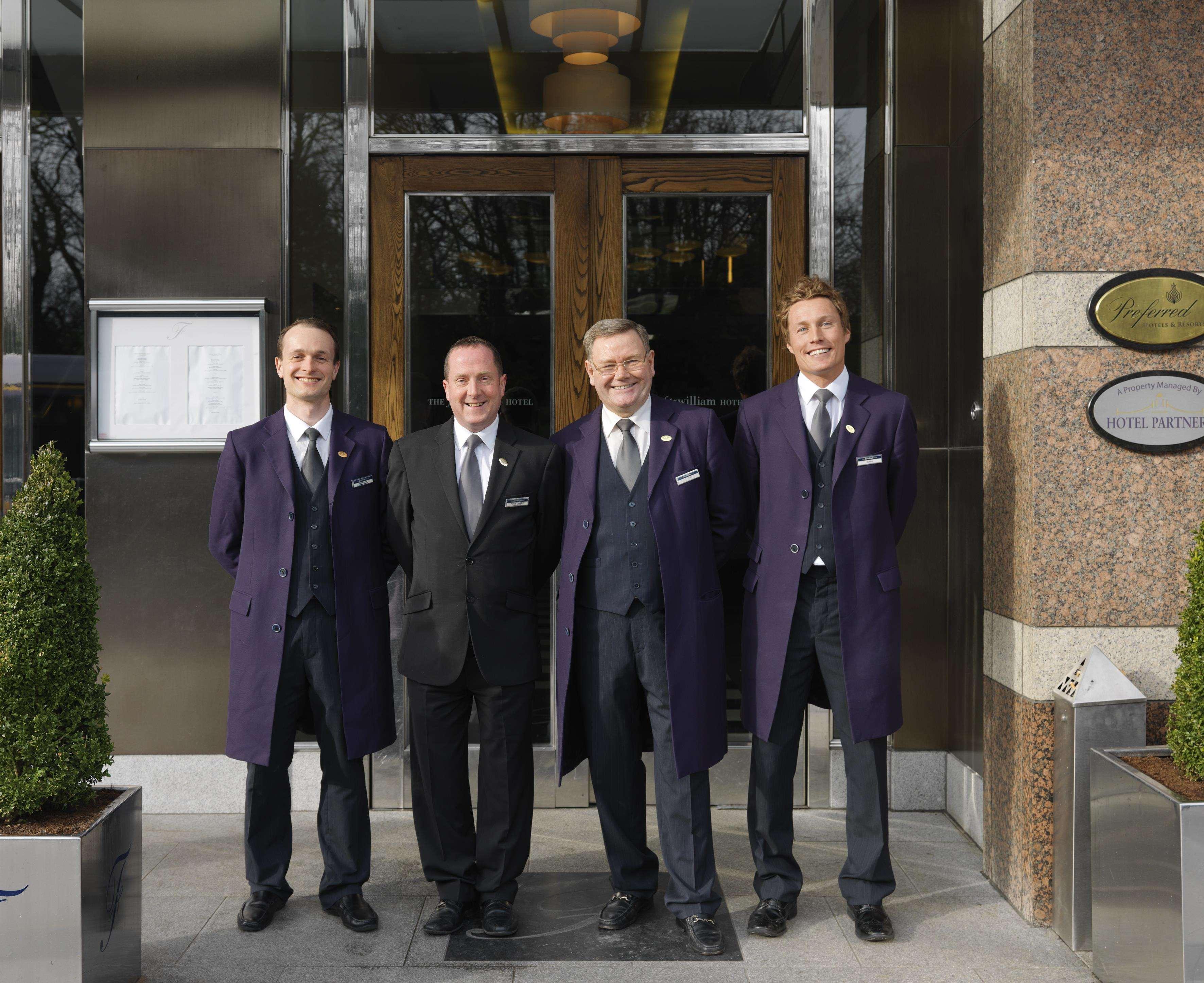 The Fitzwilliam Hotel Dublin Eksteriør bilde Doormen at the InterContinental London Park Lane