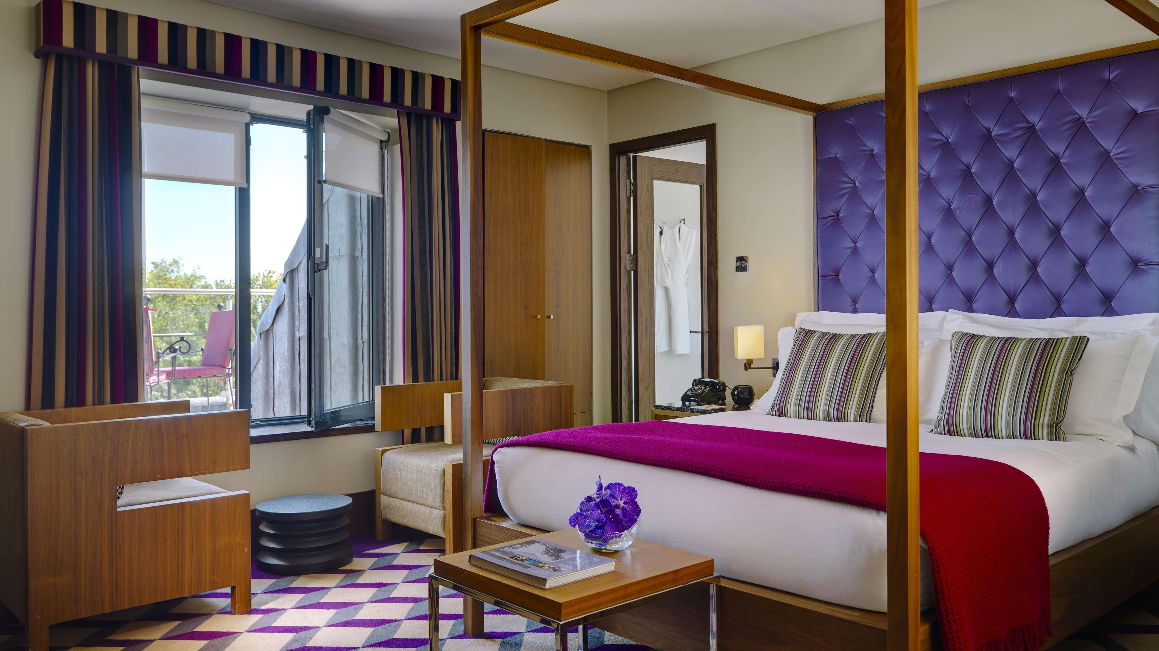 The Fitzwilliam Hotel Dublin Eksteriør bilde A suite at the hotel