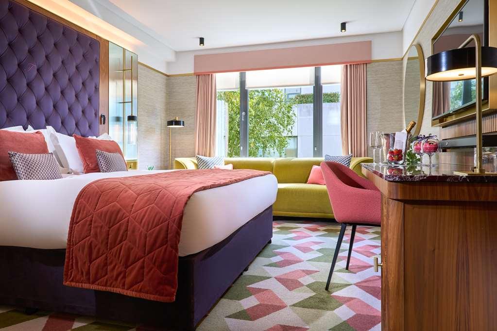 The Fitzwilliam Hotel Dublin Rom bilde A room at the London West End