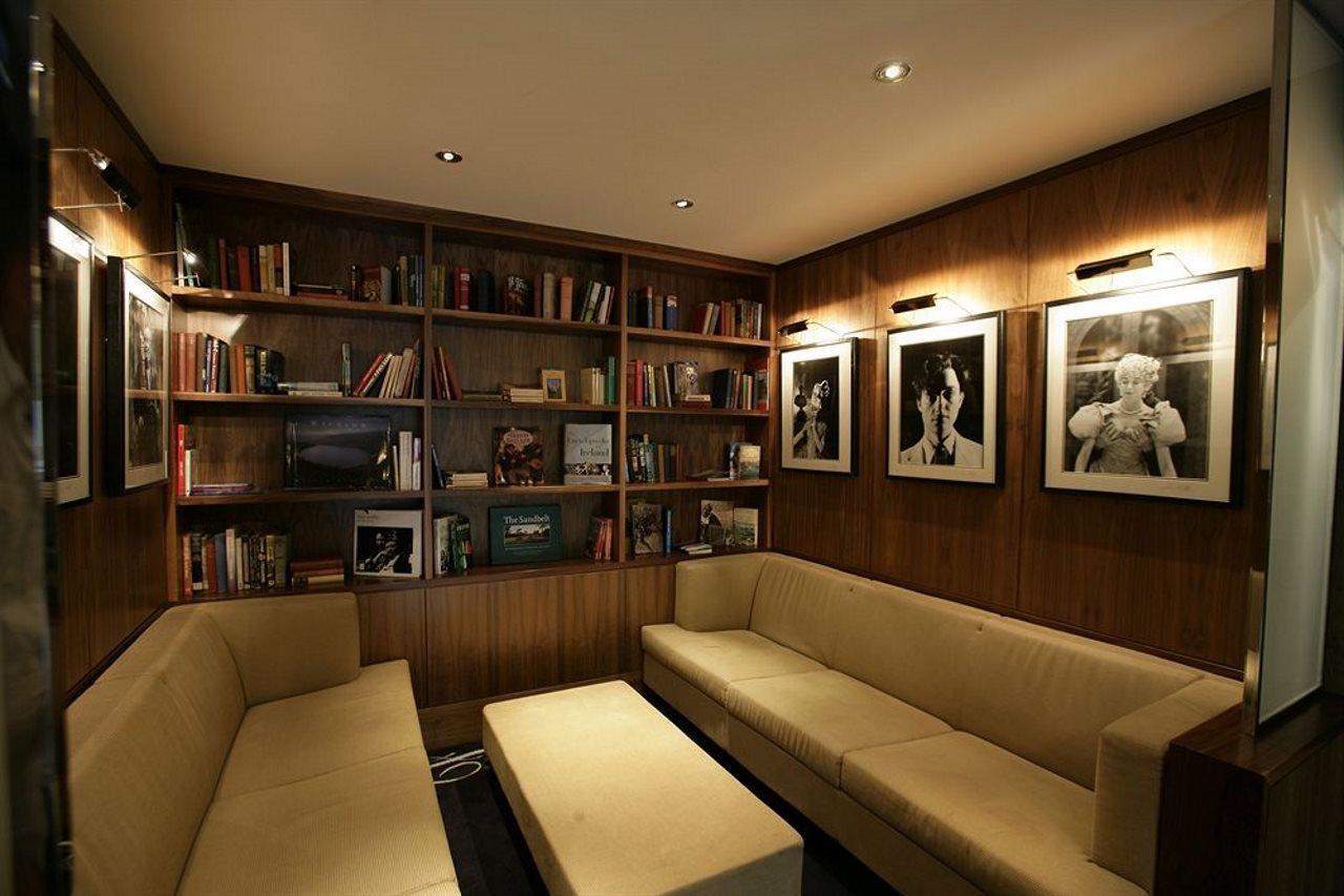 The Fitzwilliam Hotel Dublin Eksteriør bilde Library